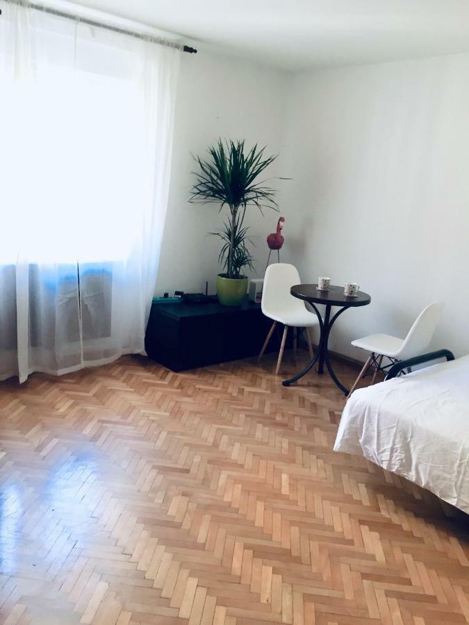 Apartment Flamingo Liubliana Exterior foto